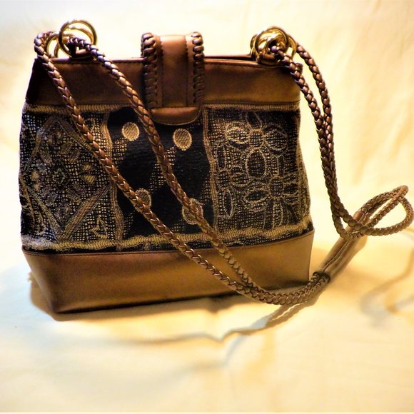 ~~~ MARLO ~~~ Bag, Roomy, Comfortable, EASY to Wear - Picture 2 of 3
